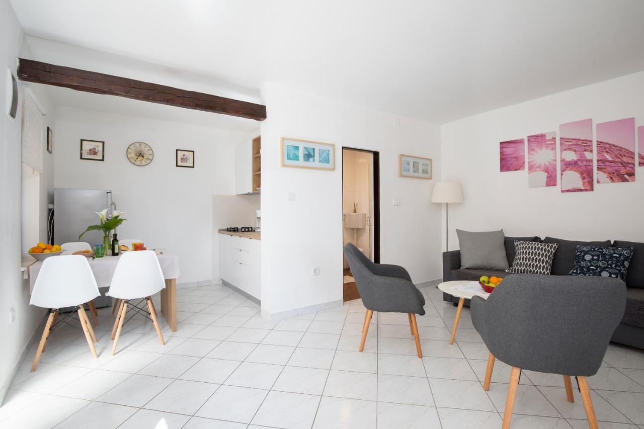 House Ingrid Apartment Pula Luaran gambar