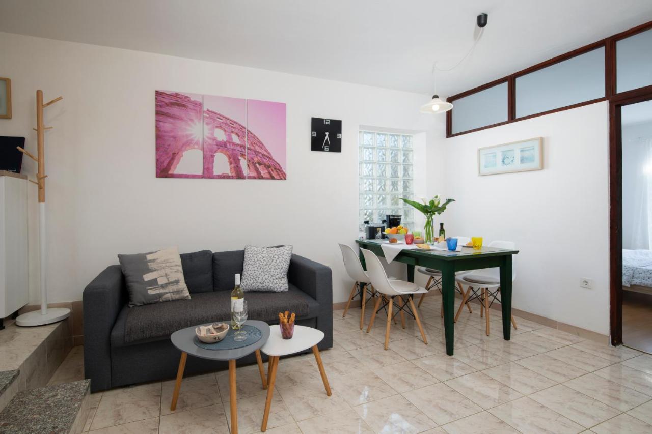 House Ingrid Apartment Pula Luaran gambar