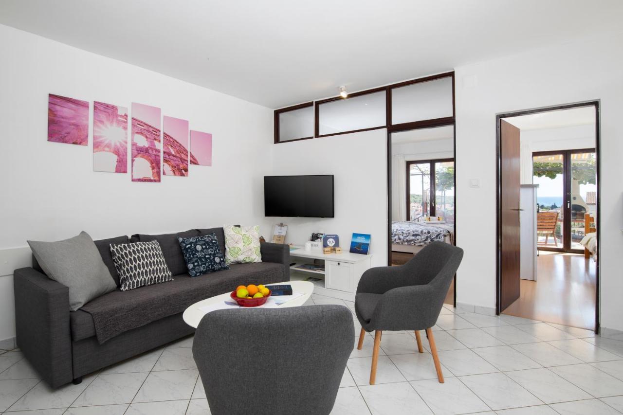 House Ingrid Apartment Pula Luaran gambar