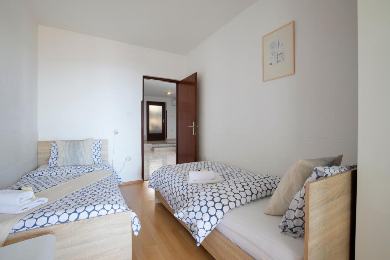 House Ingrid Apartment Pula Luaran gambar